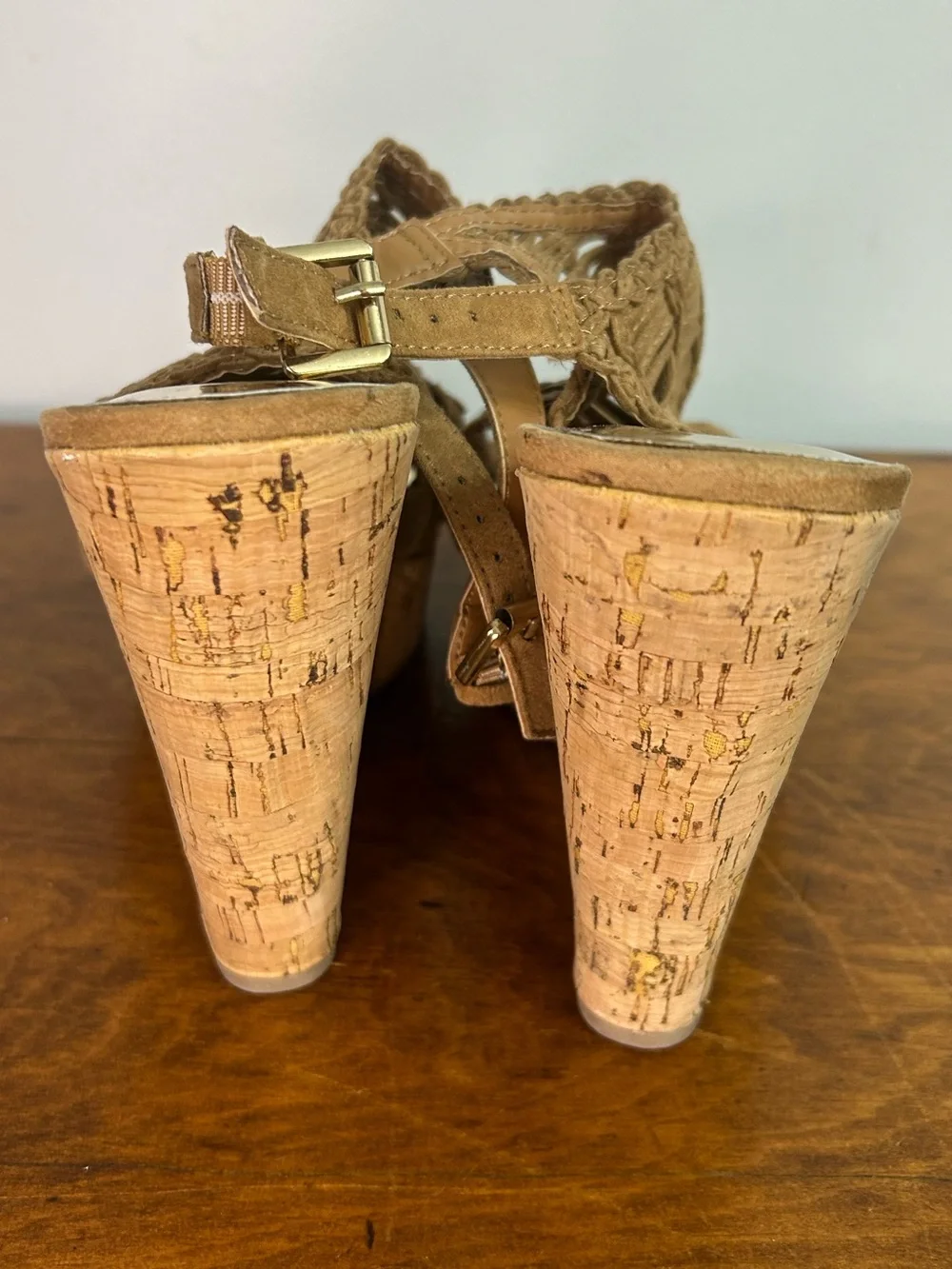 Carlos by Carlos Santana Tan Woven Cork Wedge Sandals size 10
